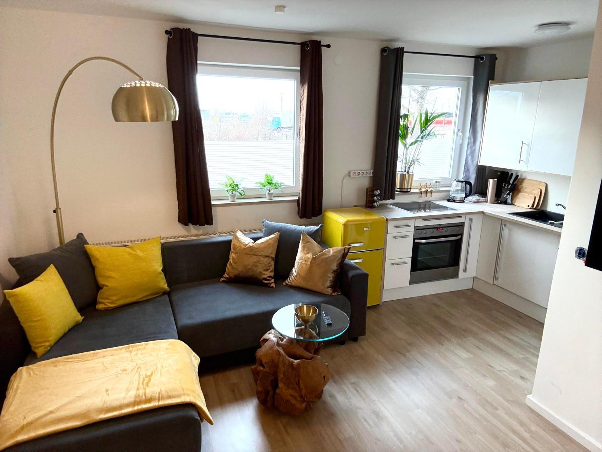 Yay - 65M2 Apartment Am Bahnhof - Smart Tv - Internet - Kaffee - Waschmaschine - Trockner Mühldorf Exterior foto